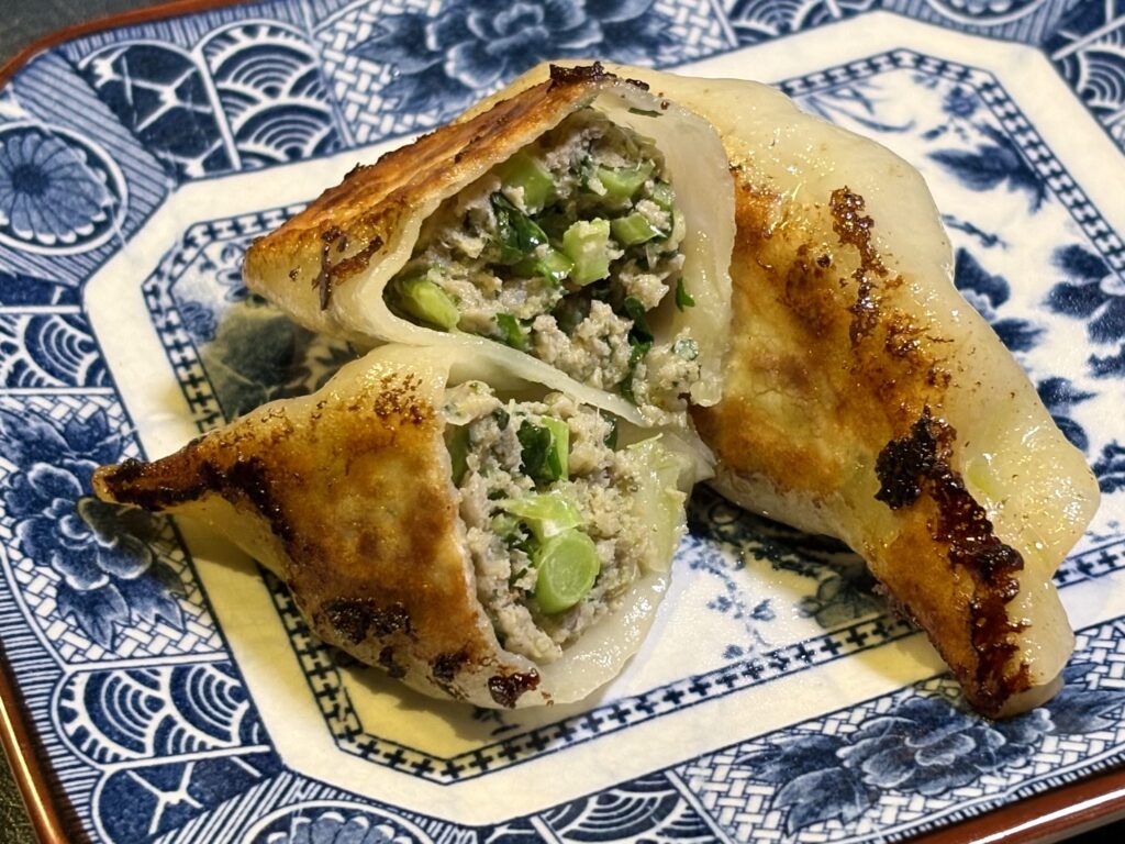ケールジェノベーゼ餃子 焼き餃子 断面