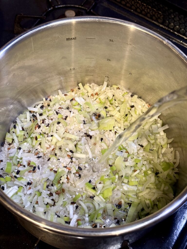 カオマンガイ 水 加える 炊飯 圧力鍋 レシピ