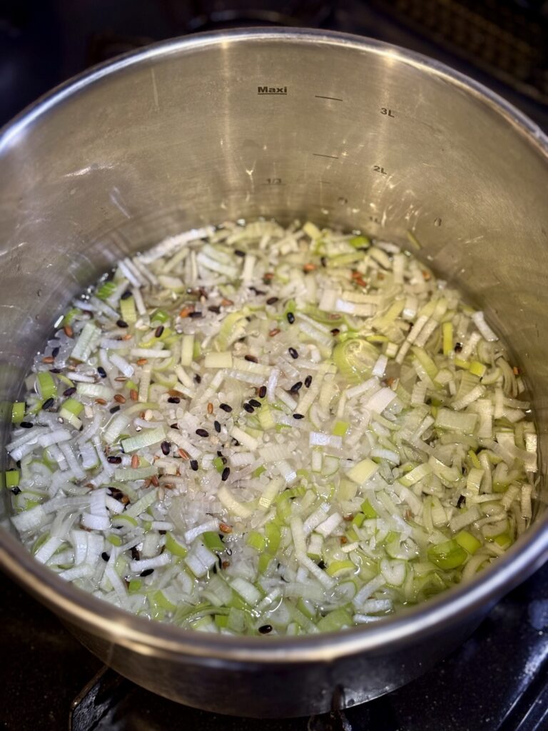 米 浸水 カオマンガイ 圧力鍋 調理工程