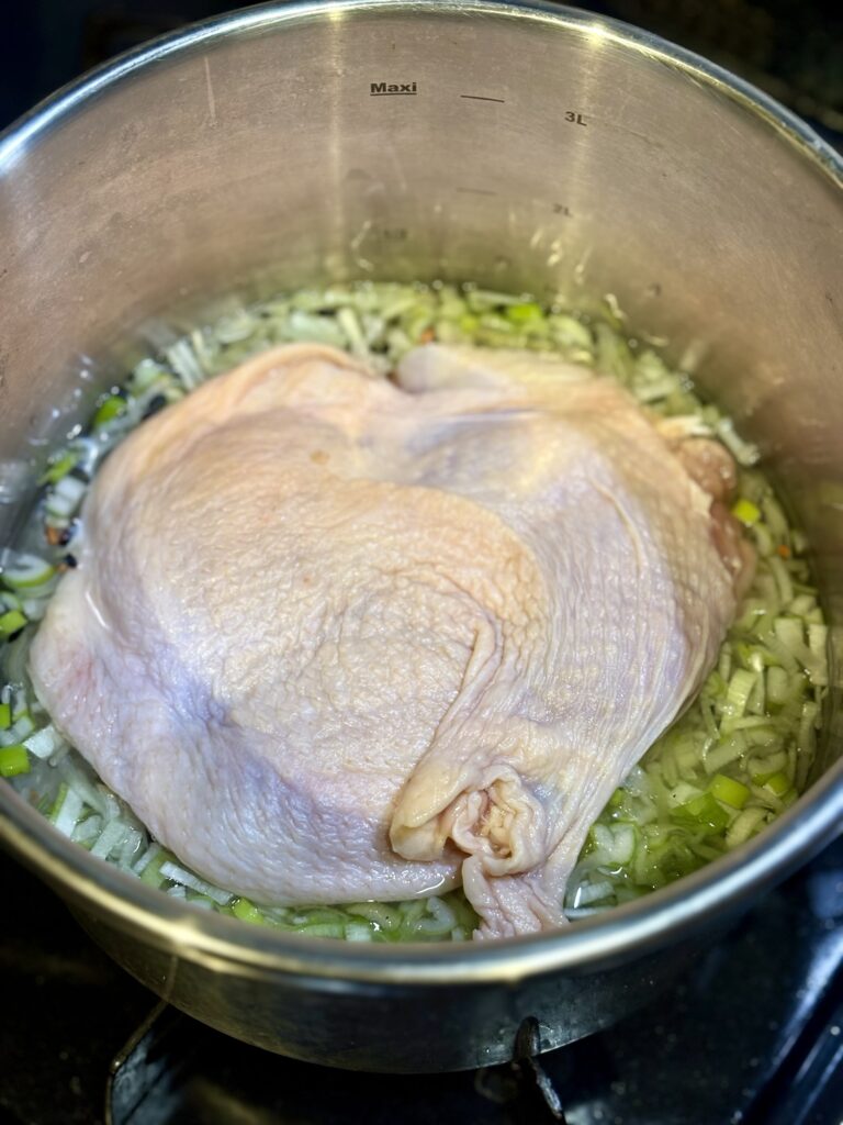 カオマンガイ 鶏もも肉 丸ごと 圧力鍋 炊飯 下準備 レシピ