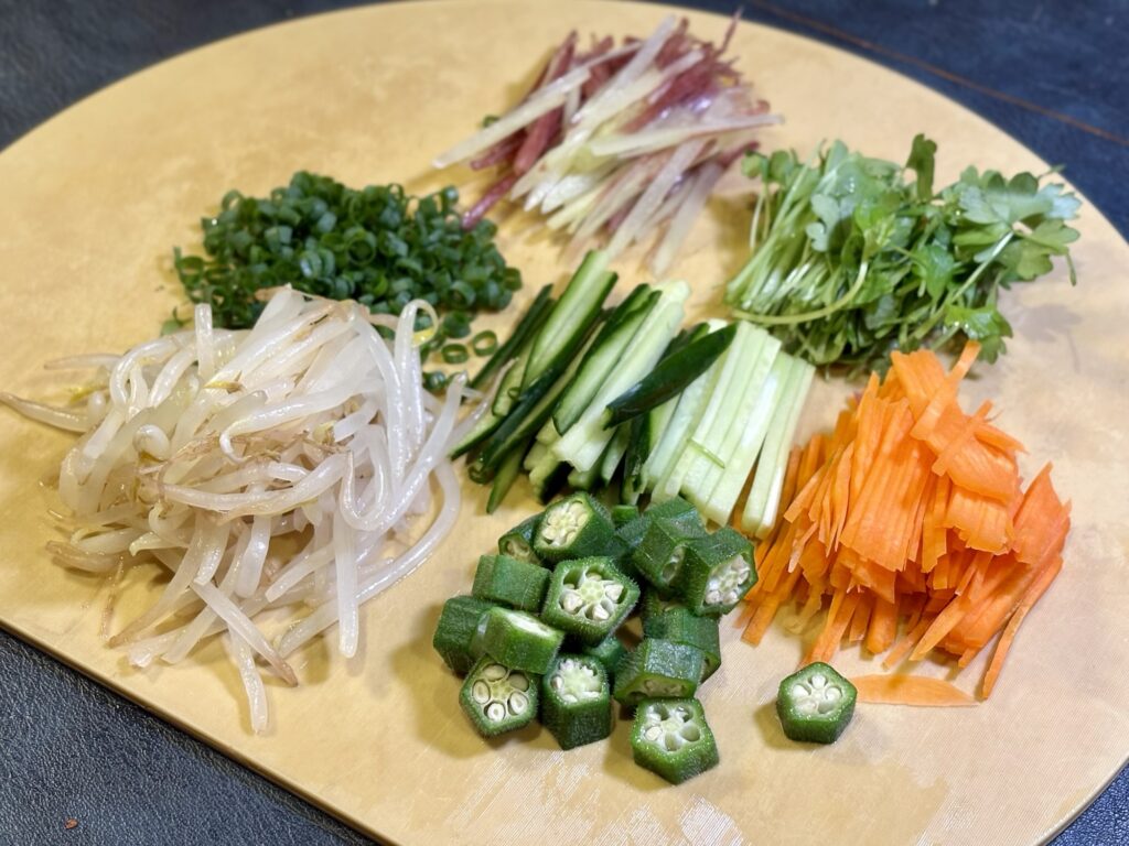冷製麻辣湯スープパスタに使う夏野菜と薬味