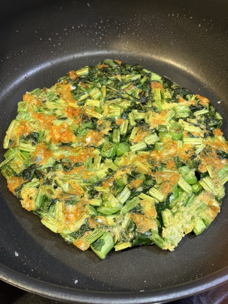 ケールとモッツァレラのガレットの焼き色