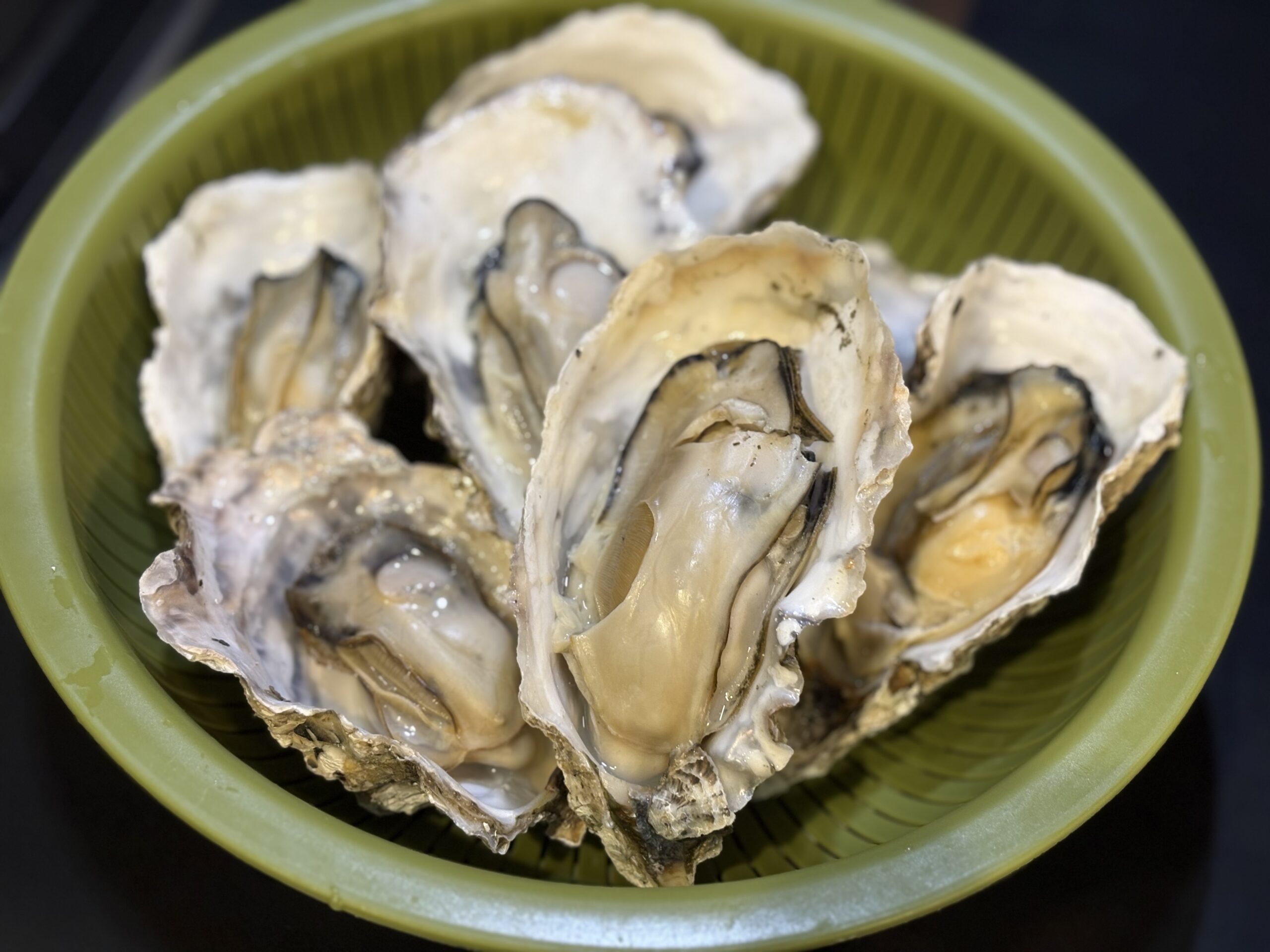 三陸産の牡蠣をマイヤーハイプレッシャークッカーで蒸しました