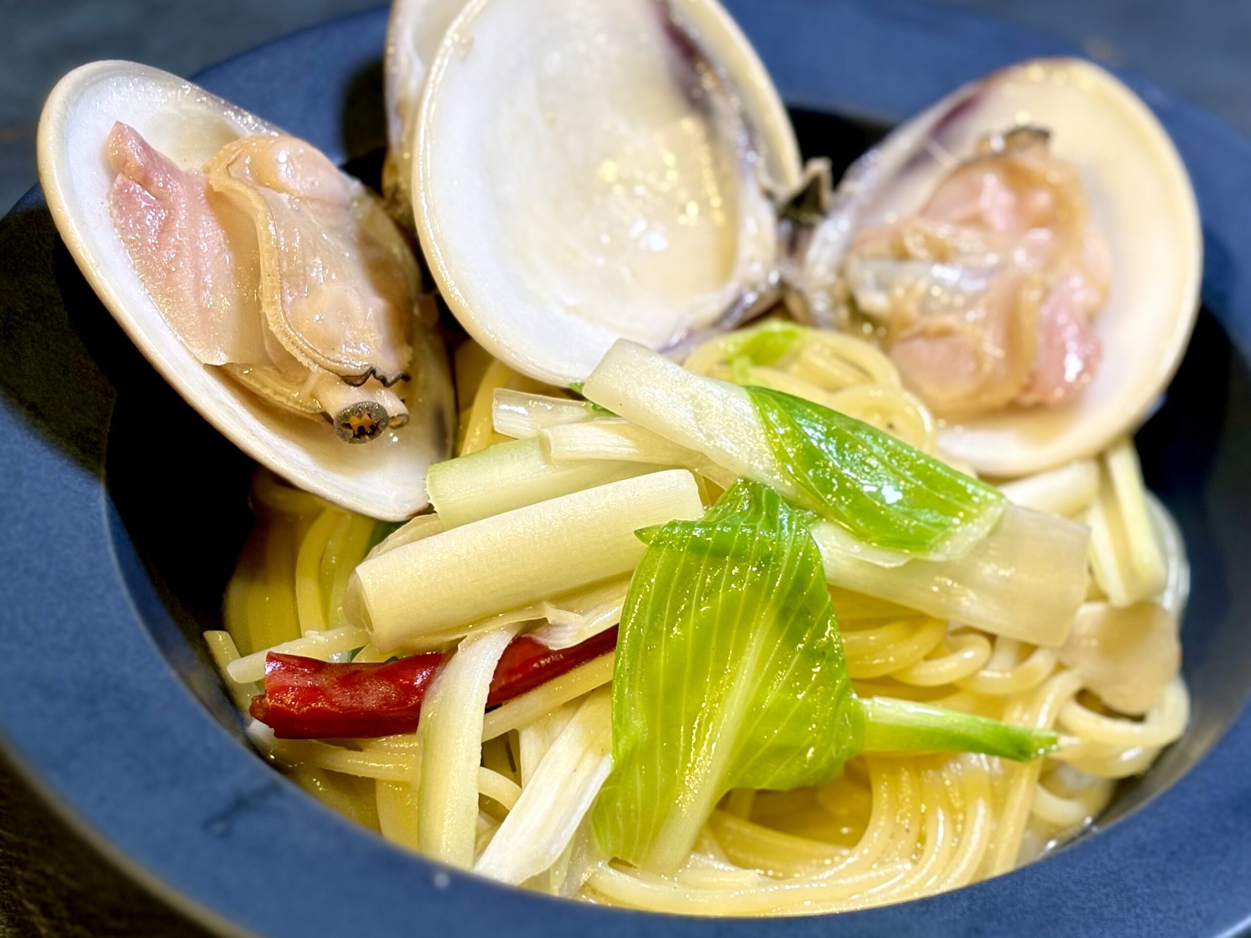 蛤とうるいのパスタ