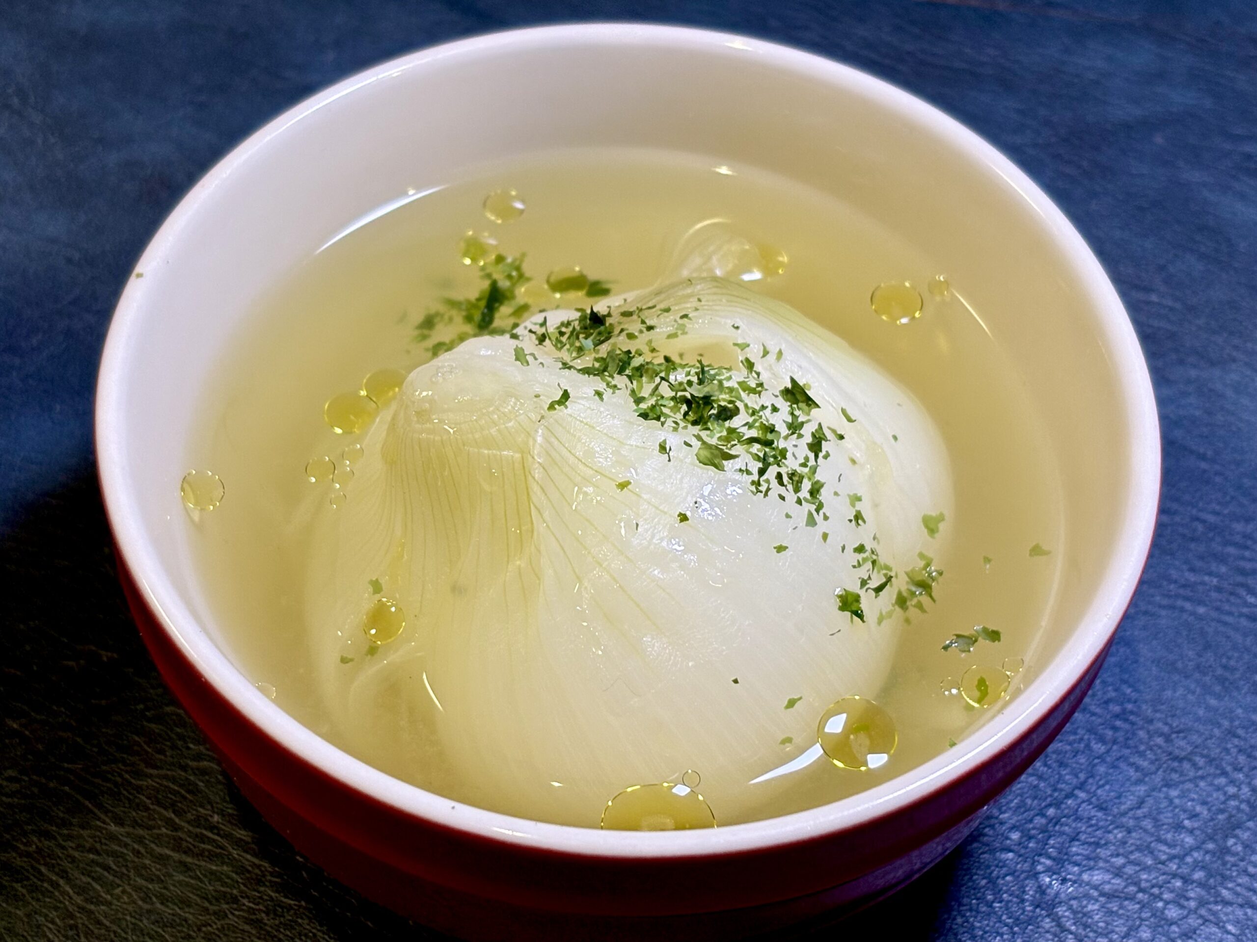 新玉ねぎスープ オリーブオイル