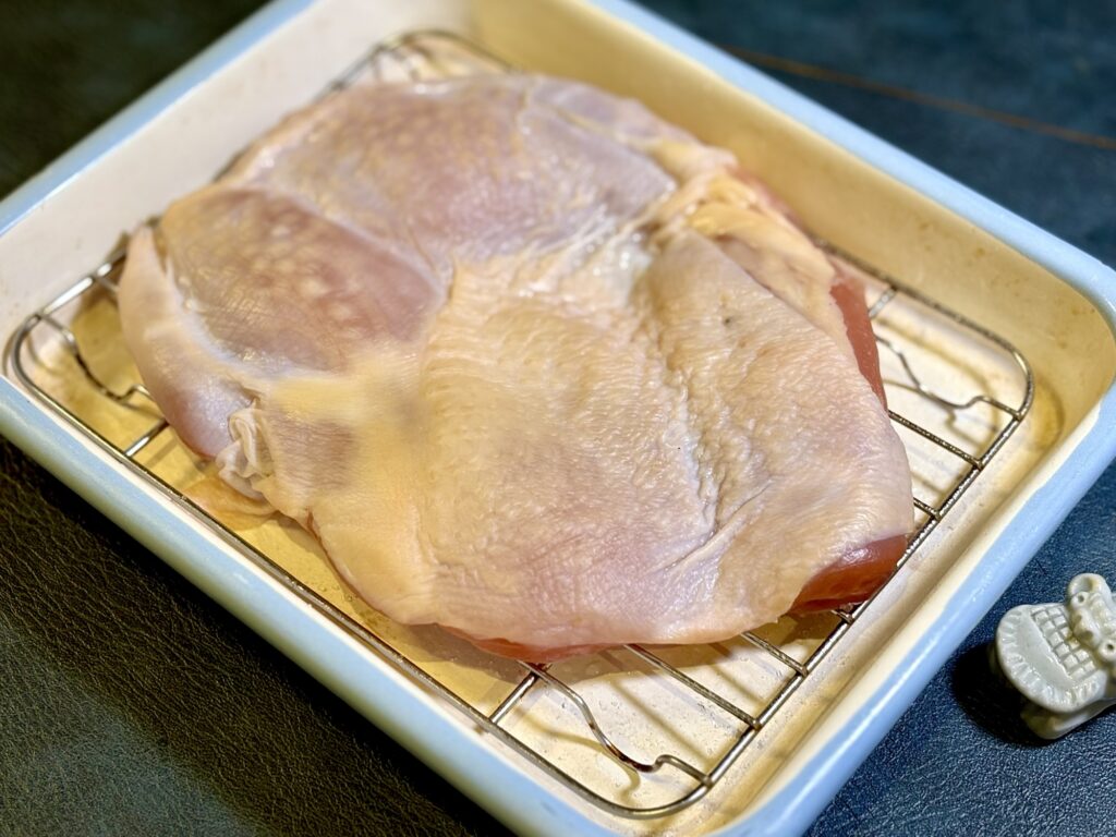 鶏もも肉 乾燥 6時間 皮 水分を抜く 方法