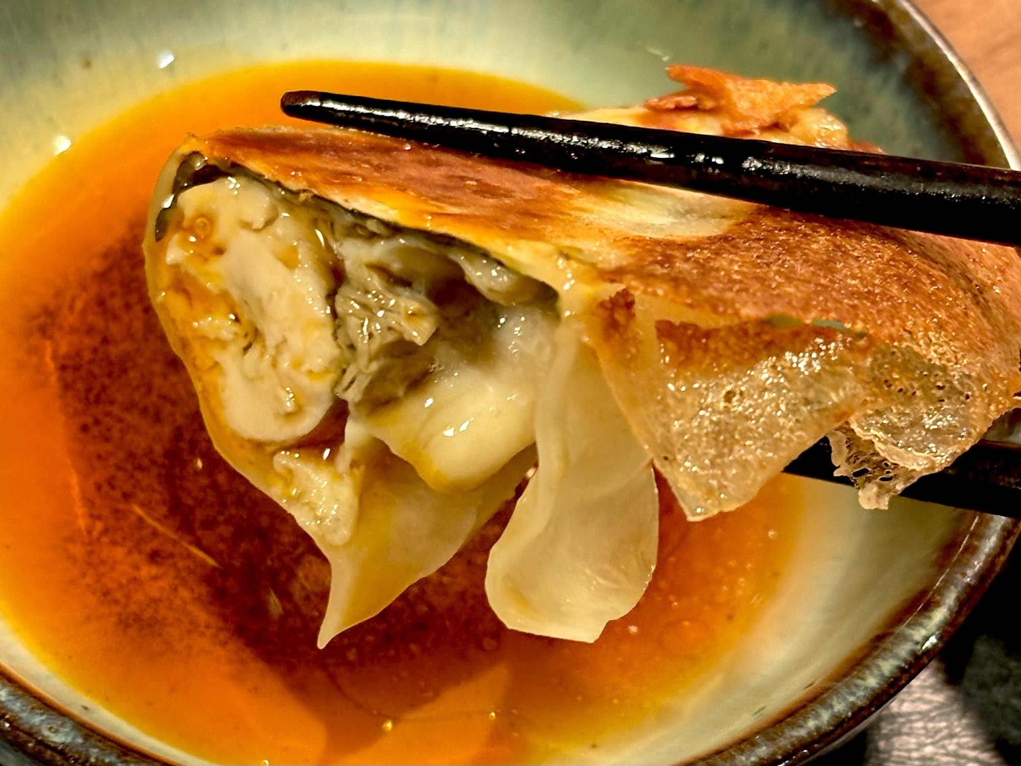 牡蠣の餃子の断面